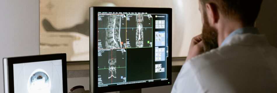 [TECHNOLOGY MONITORING IRM] Auf dem Weg zu einer Priorisierung von MRT-Bildern des Gehirns durch künstliche Intelligenz